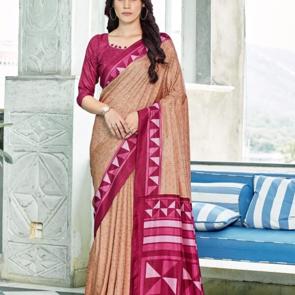 Charvi Silk Saree with Elegant Geometric Pallu & Matching Blouse Piece