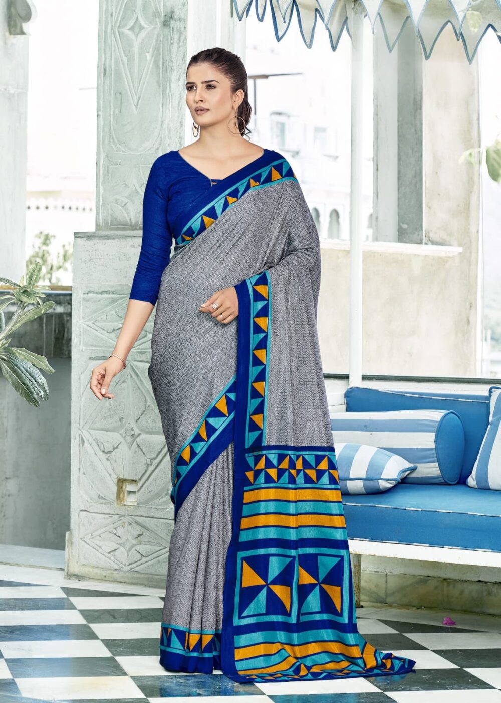 Charvi Silk Saree with Elegant Geometric Pallu & Matching Blouse Piece - Image 2