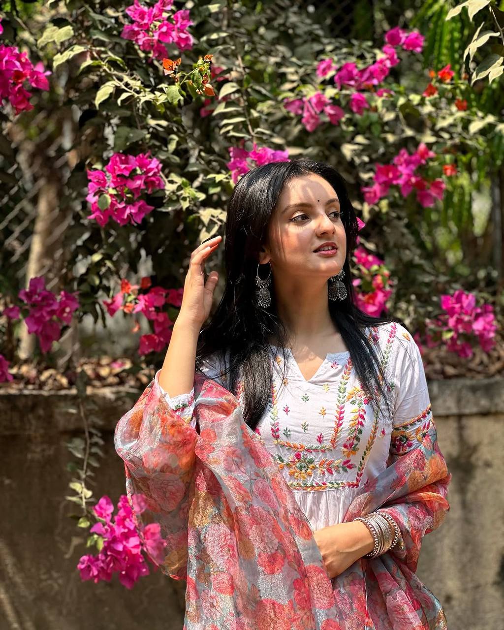 Nargis Flowery Fusion Kurta Set - Image 2